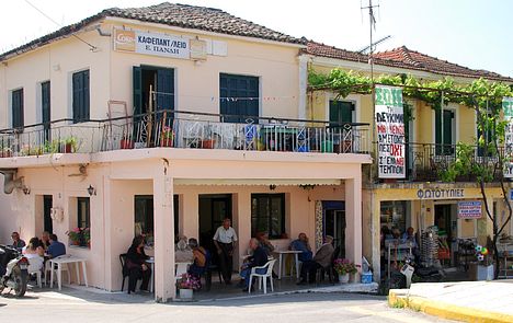 Kafenion in Lefkimi